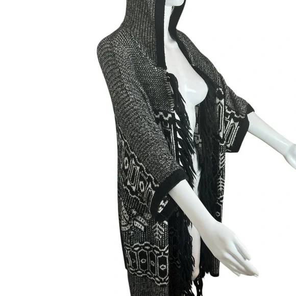 American Eagle Hooded Poncho - Picture 6 of 7